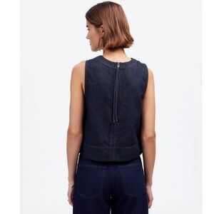 Madewell Denim Boxy Shell Top in Essex
Wash